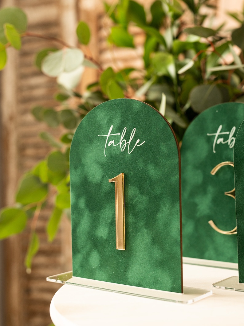 Números de mesa arqueados de t - Table Number Gold reseña y precio